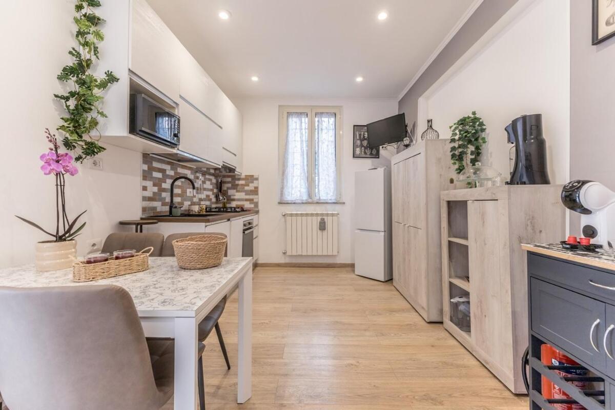 Trilocale Vicino Metro B Con Self Check In E Wi-fi Appartement *
